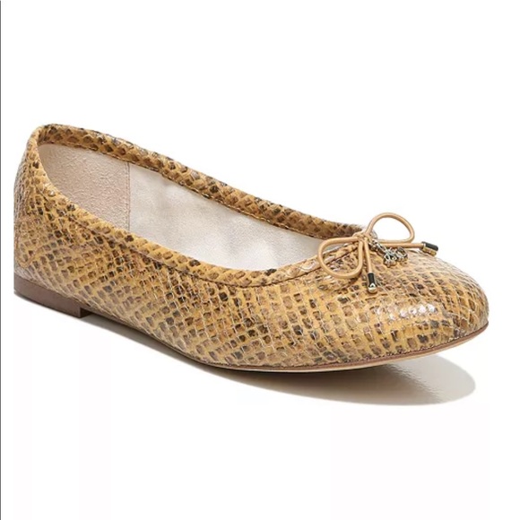 Flats 🥿 - Picture 1 of 7